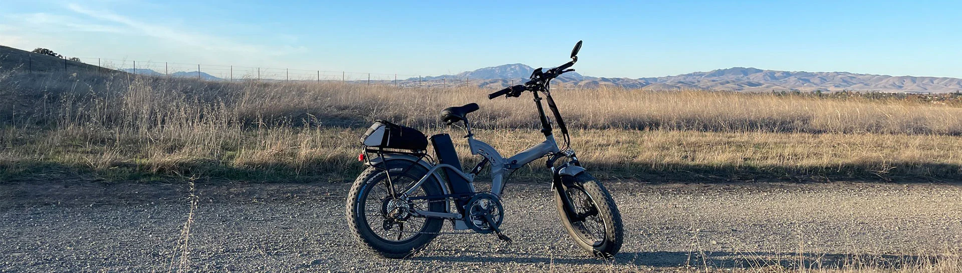 Bicicleta elétrica dobrável