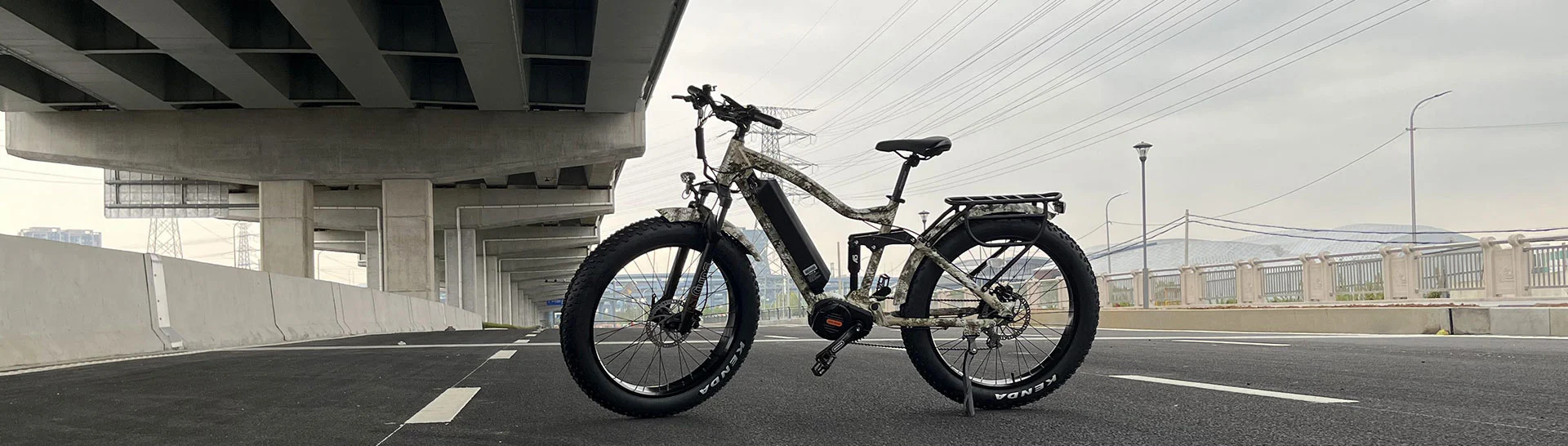 Bicicleta de montanha elétrica