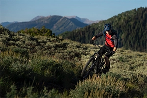 Alcance e velocidade de bicicletas elétricas de montanha: desencadeando o charme da natureza